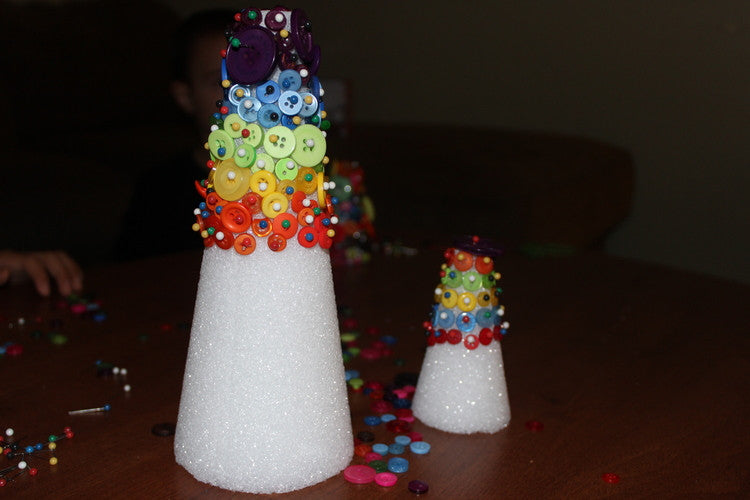 Christmas Craft: Button Christmas Tree