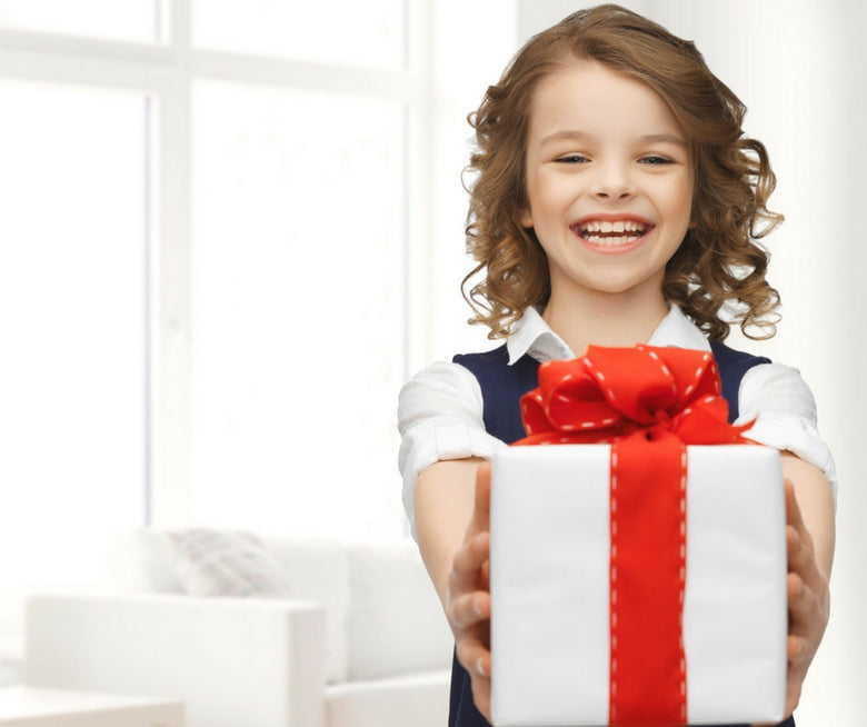 Birthday gifts during a child’s party: When to open them?