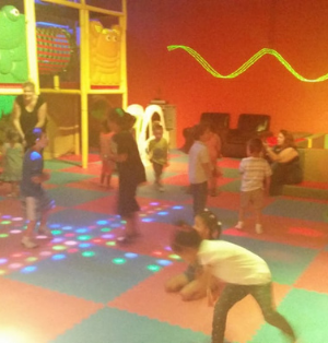 kids party giggles indoor playland
