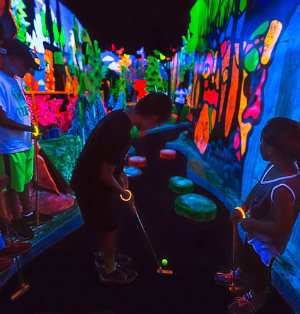 Putting Edge Montreal - Kids Party Package